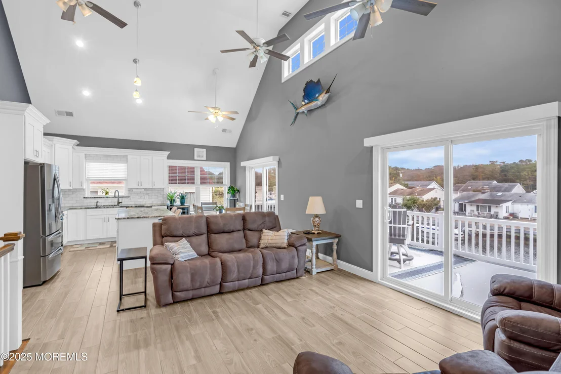 Photo of 1131 Beach Boulevard