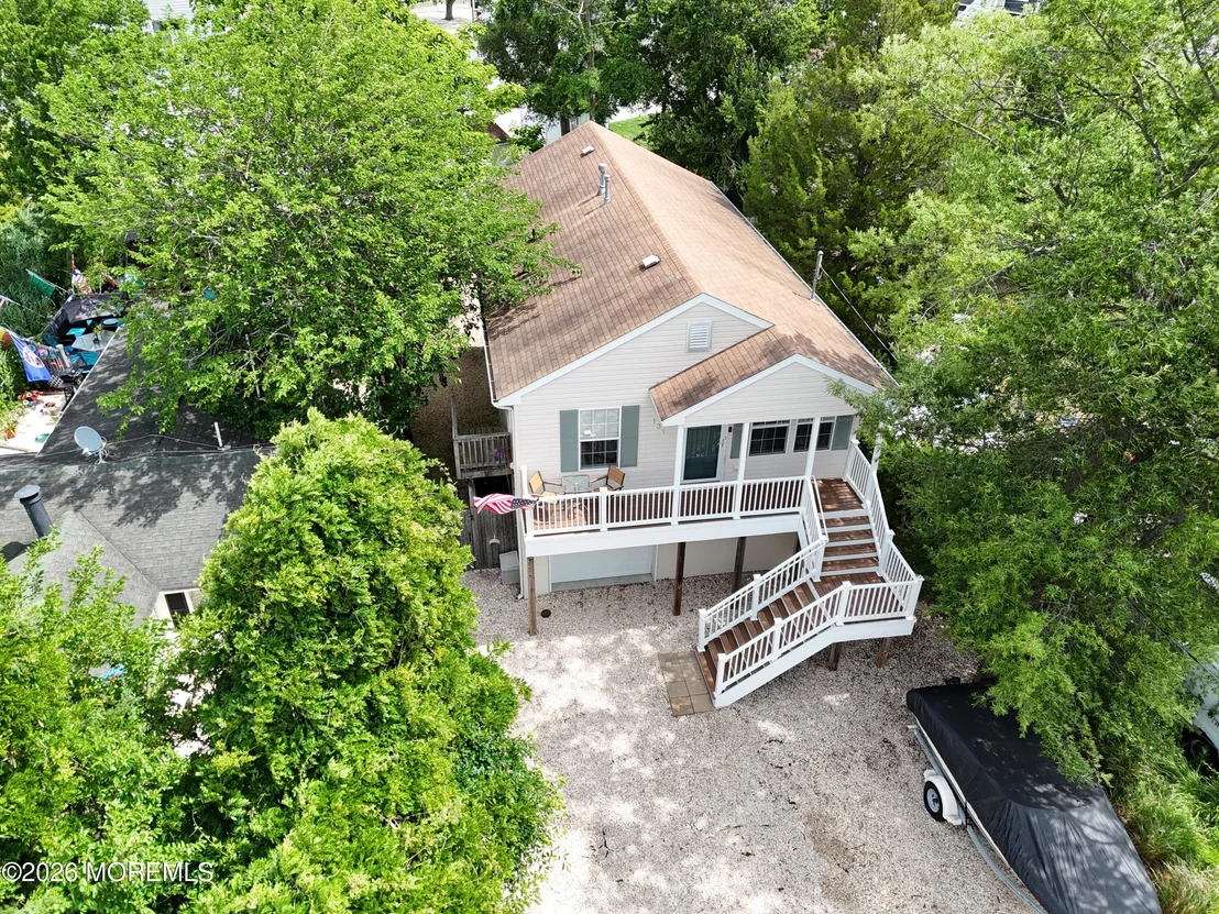 Photo of 131 Bayview Drive