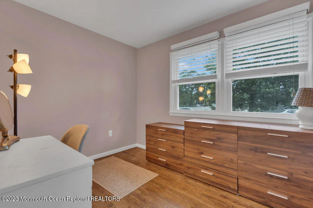 Photo of 1233 Clearview Street
