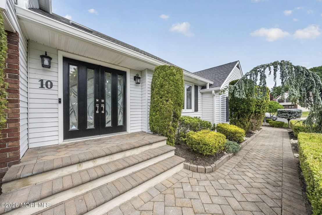 Photo of 10 Damascus Drive