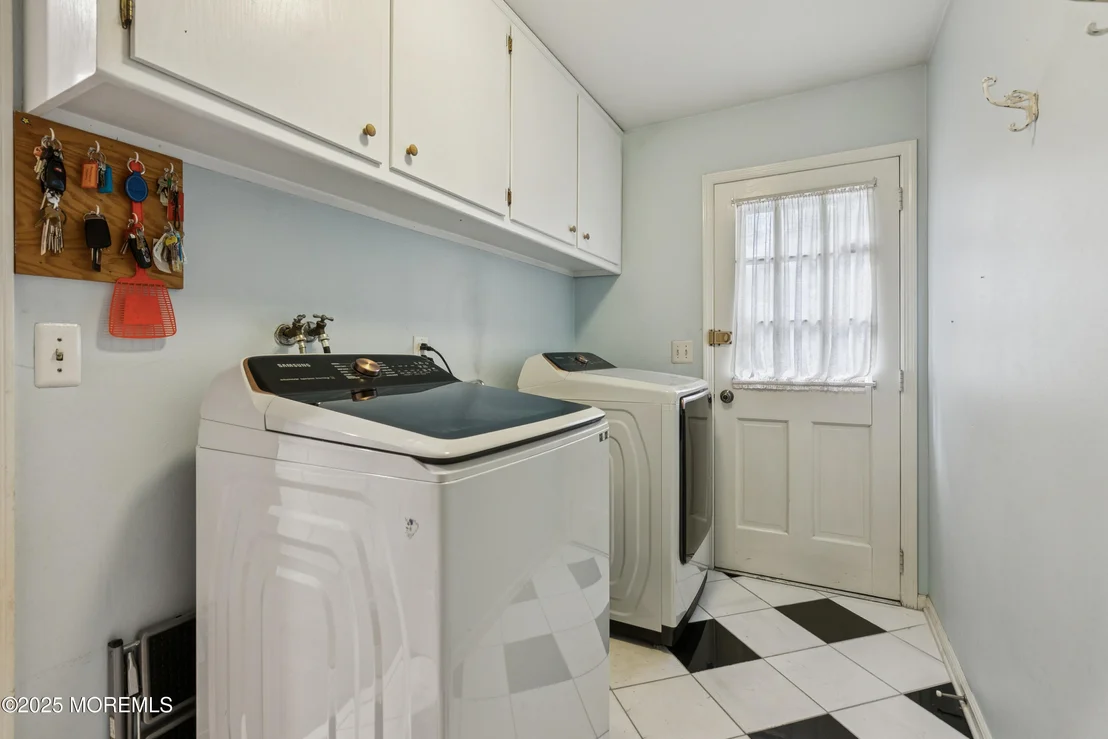 Photo of 16 Hickory Lane