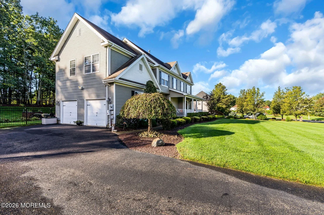 Photo of 15 Greenwich Drive