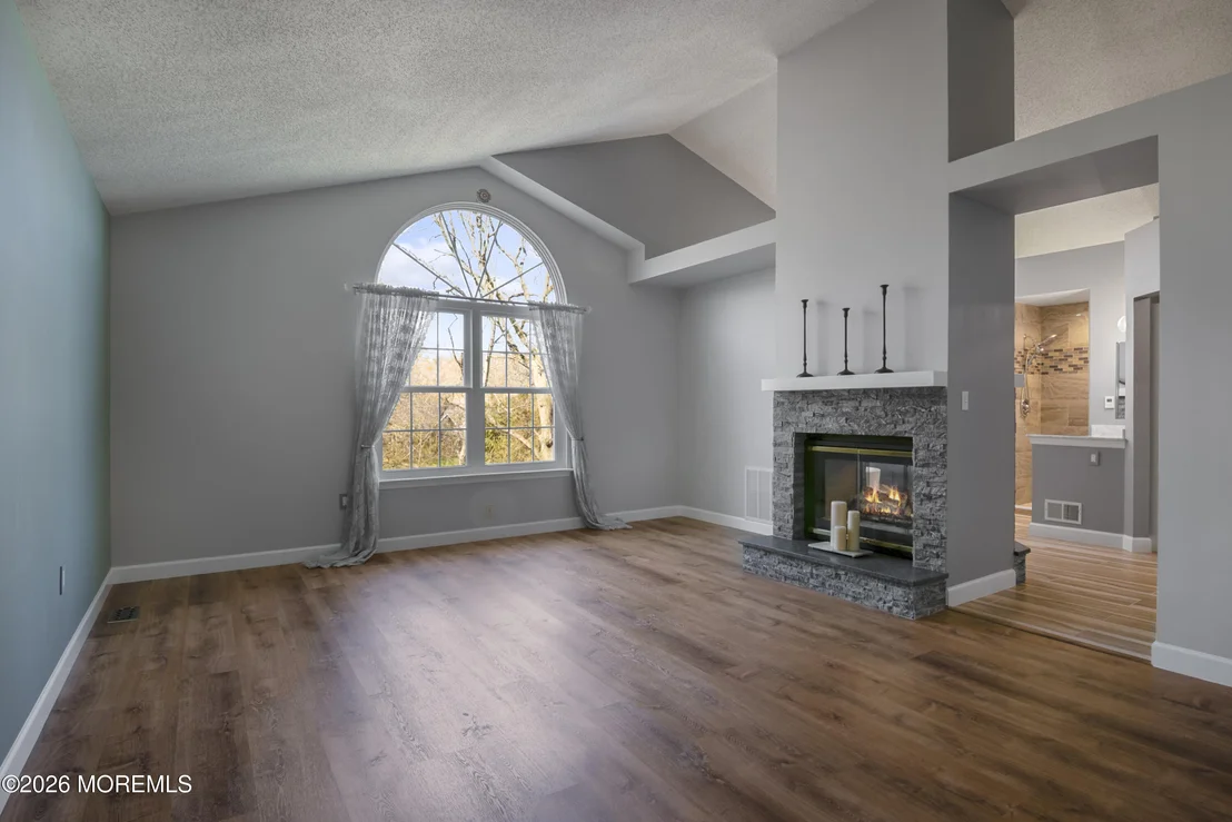 Photo of 22 Fairway Boulevard