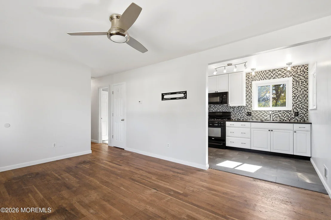 Photo of 84 Lakeland Drive