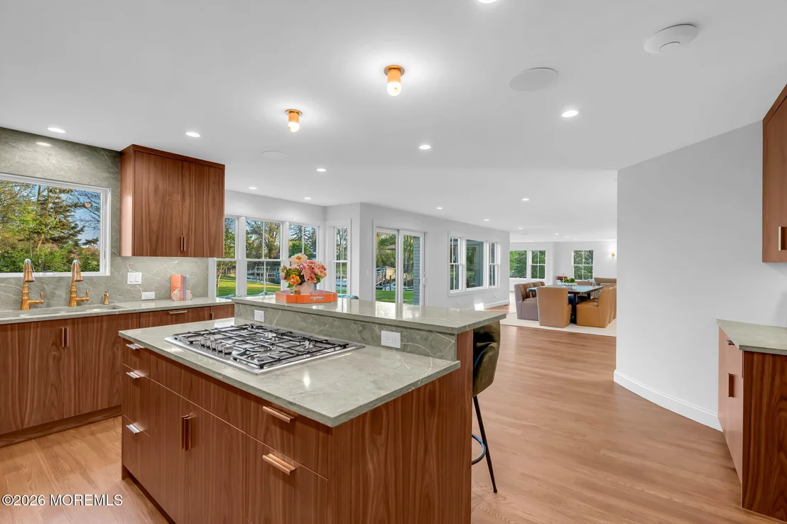 Photo of 181 Rumson Road