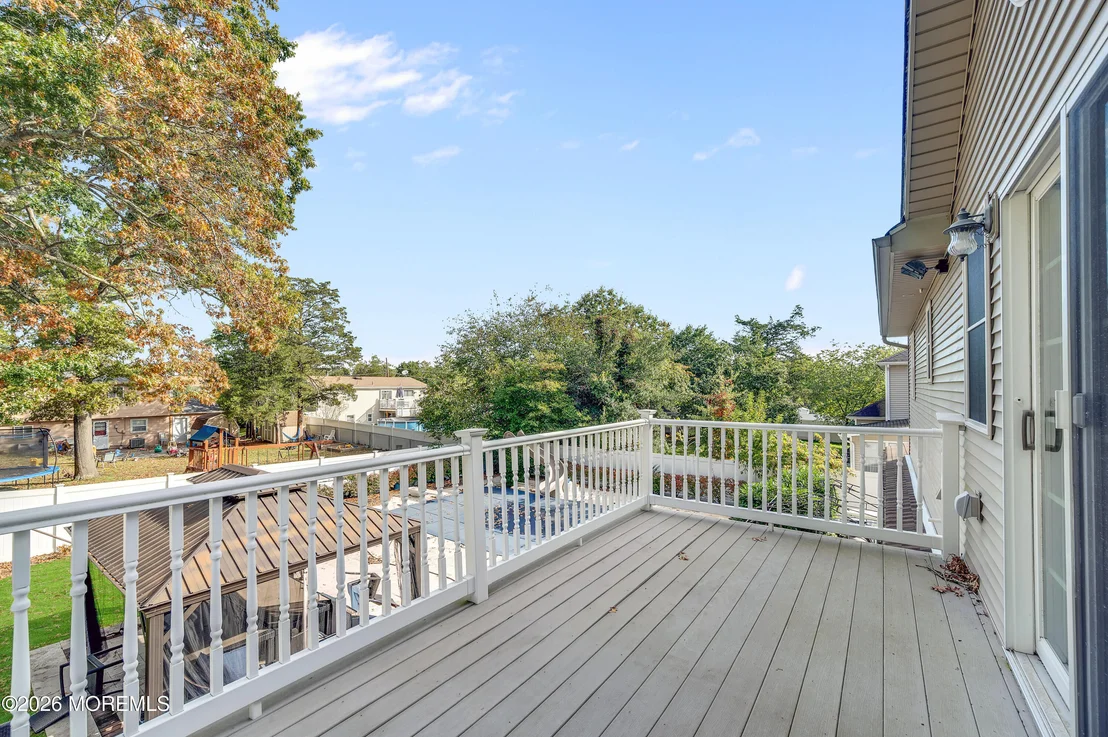 Photo of 348 Suburban Drive