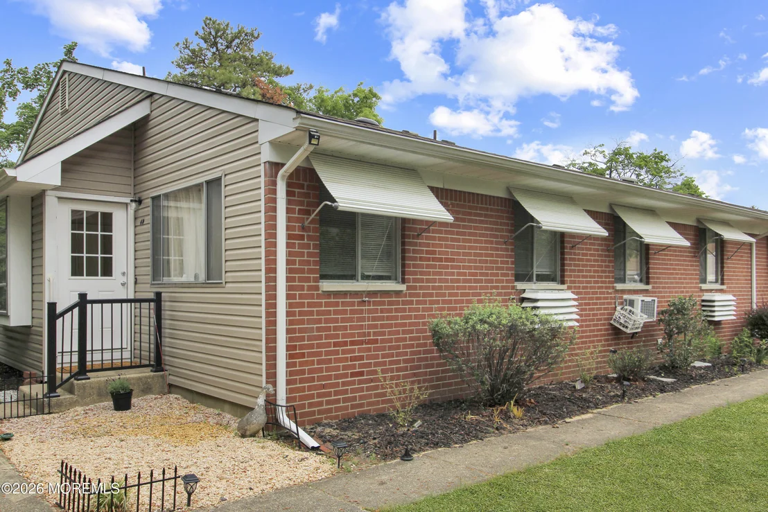 Photo of 4d Potomac Lane