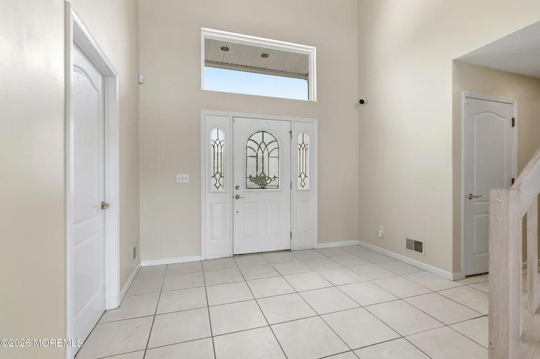 Photo of 717 Fairview Lane
