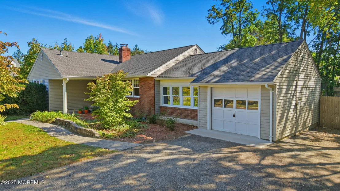 Photo of 7 Sunset Avenue