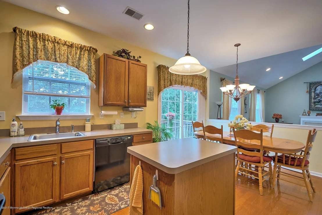 Photo of 13 Ridgeway Lane