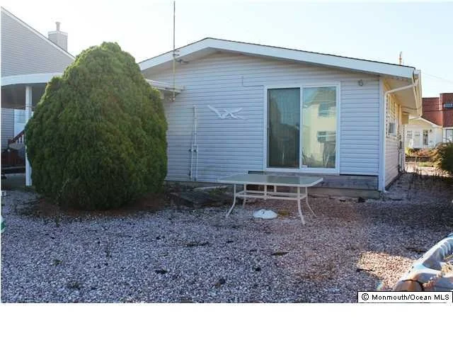 Photo of 348 Silver Bay Road