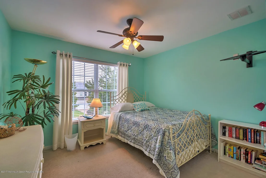 Photo of 13 Ridgeway Lane