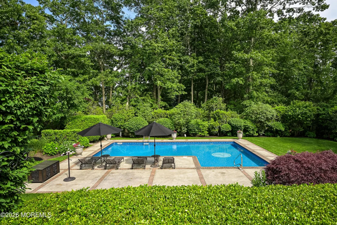 Photo of 2352 Macintosh Drive