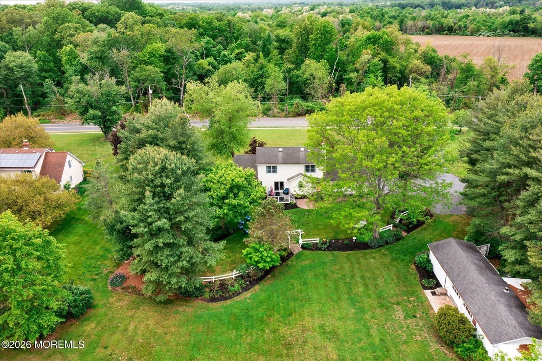 Photo of 134 Schoolhouse Road