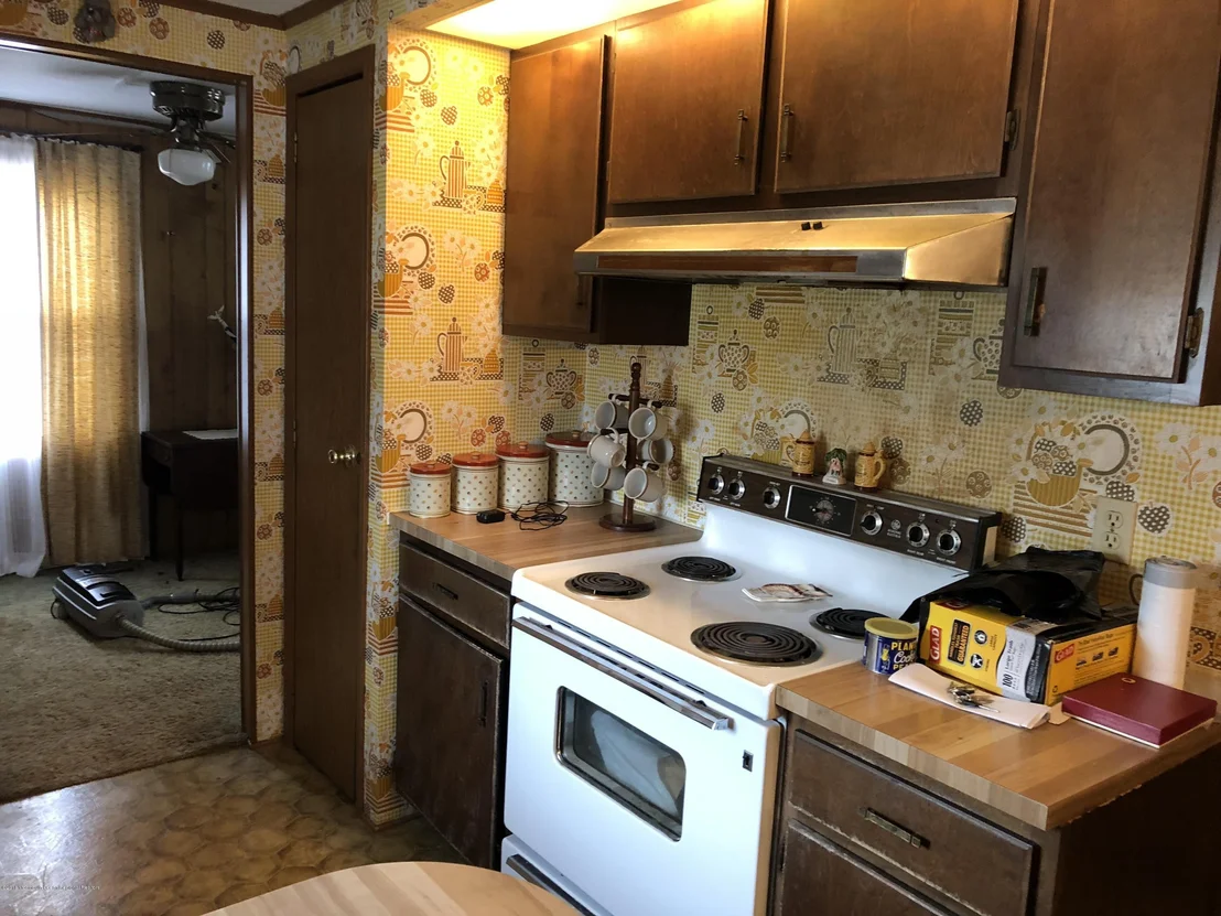 Photo of 646 Dede Drive