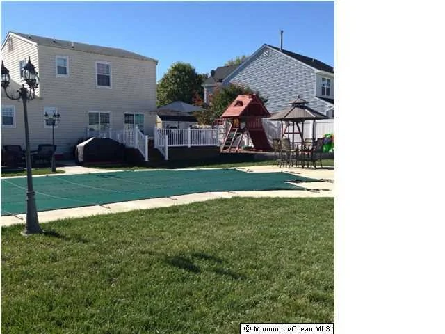 Photo of 838 Columbus Drive