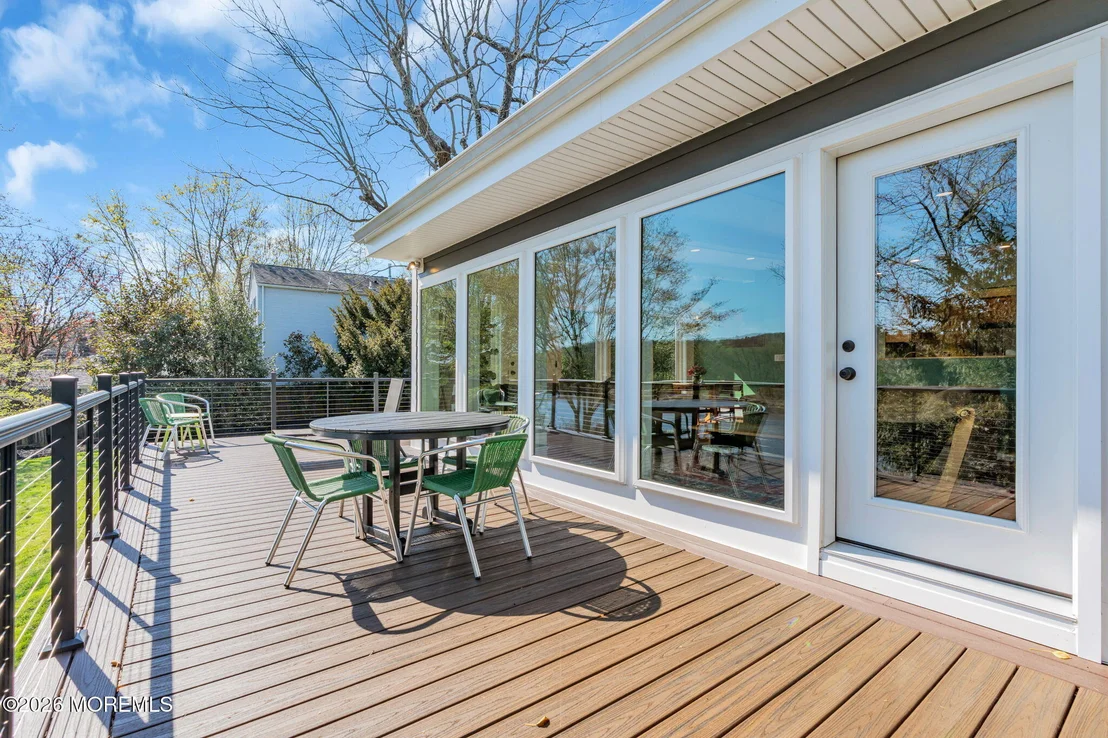 Photo of 531 Locust Point Road