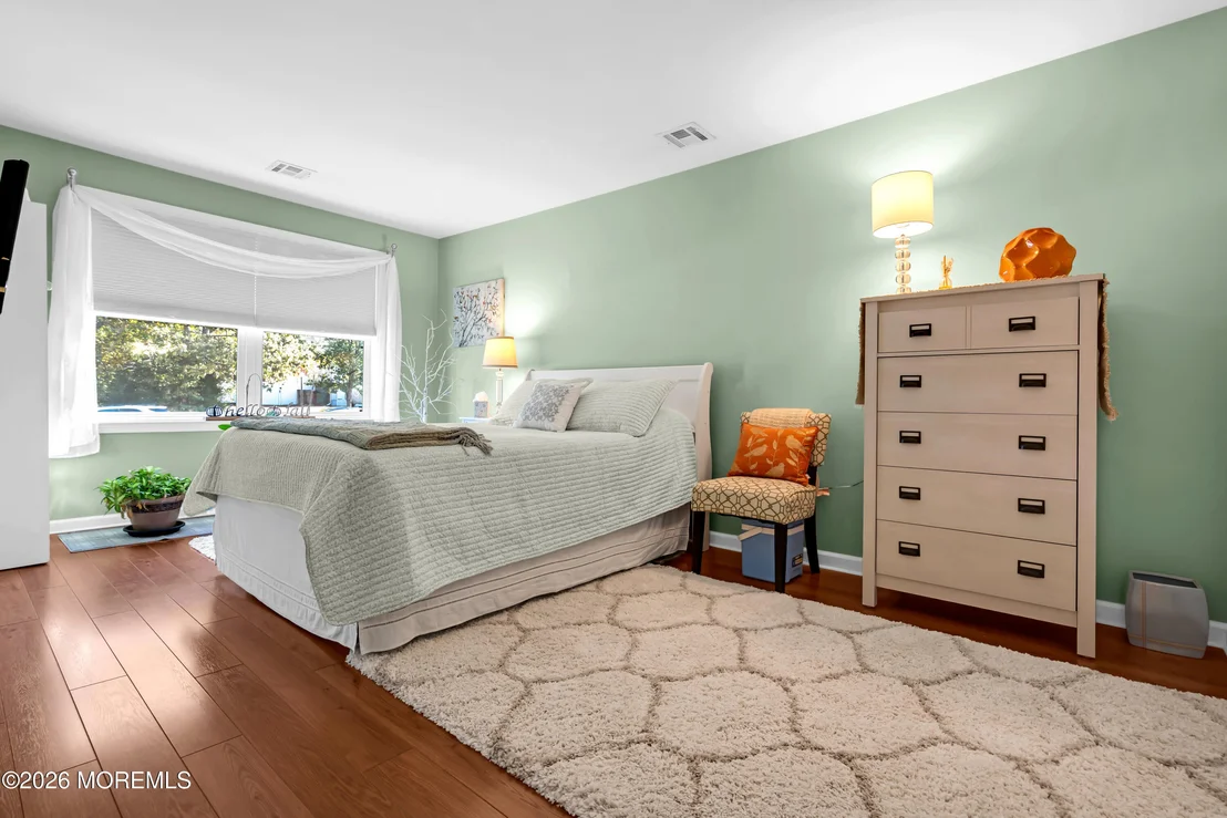 Photo of 8 Eagle Drive