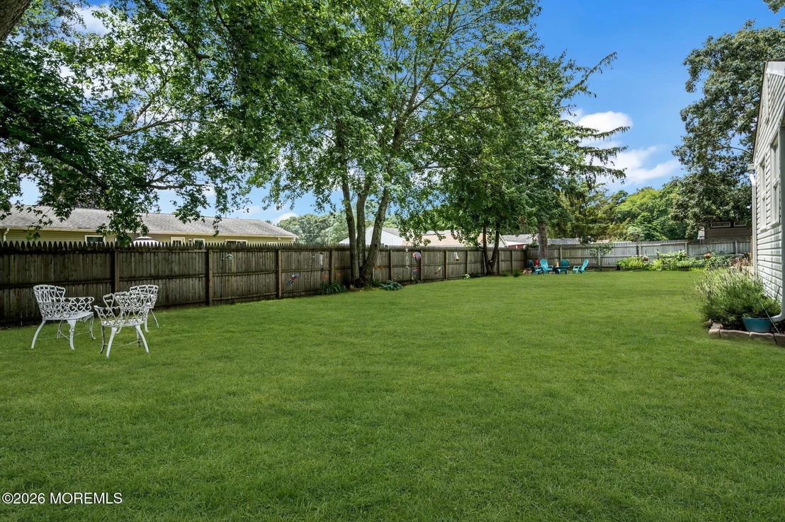 Photo of 417 Chestnut Drive