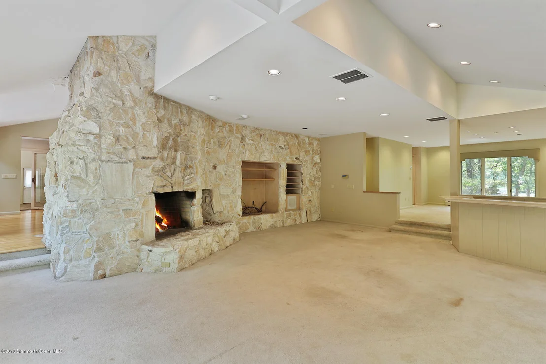 Photo of 2114 Shadowbrook Drive