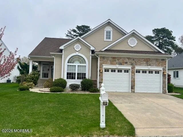 Photo of 21 Rumson Court