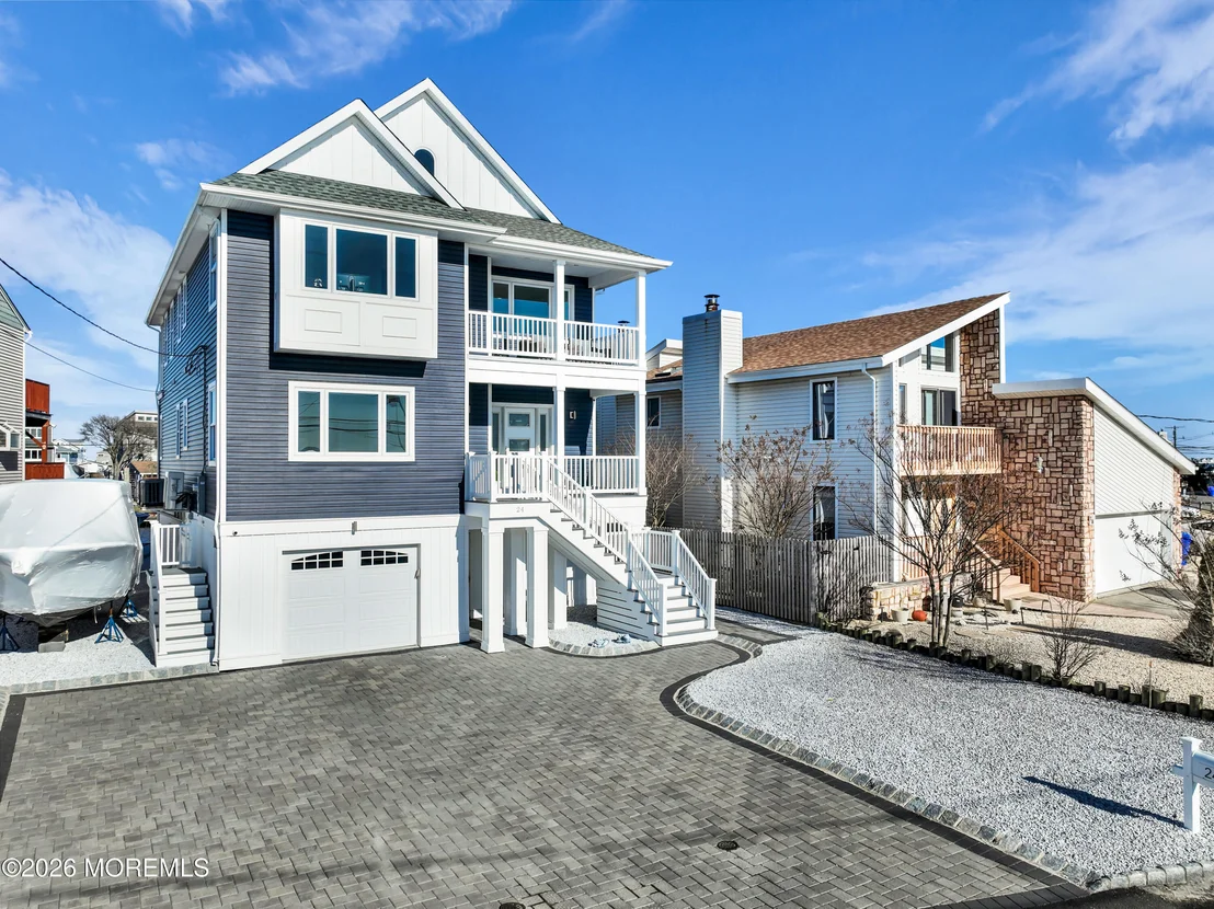 Photo of 24 Rochester Drive