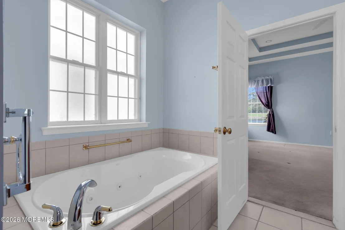 Photo of 39 Baltusrol Drive