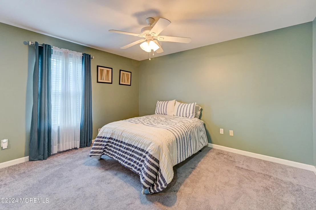 Photo of 637 Clark Avenue