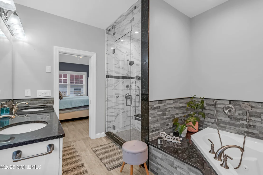 Photo of 1131 Beach Boulevard
