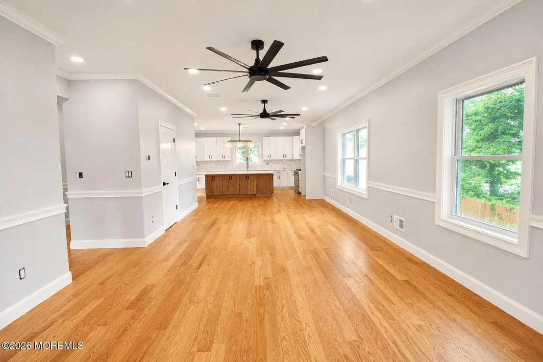 Photo of 427 Central Avenue