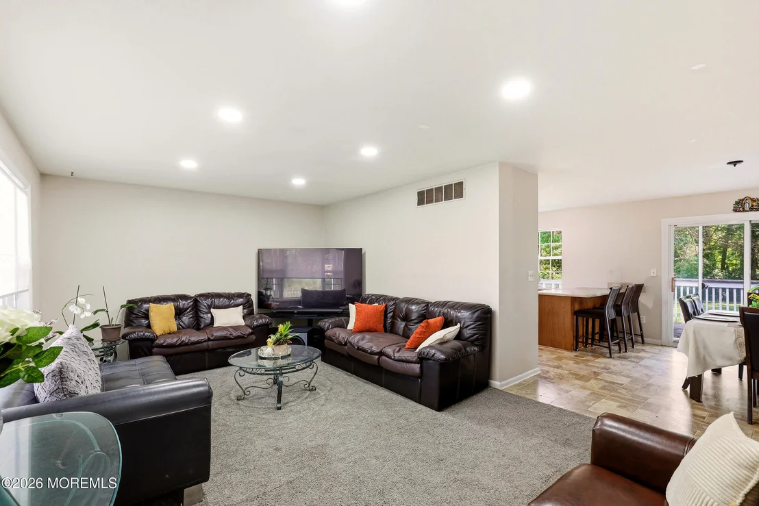 Photo of 225 Cassville Road