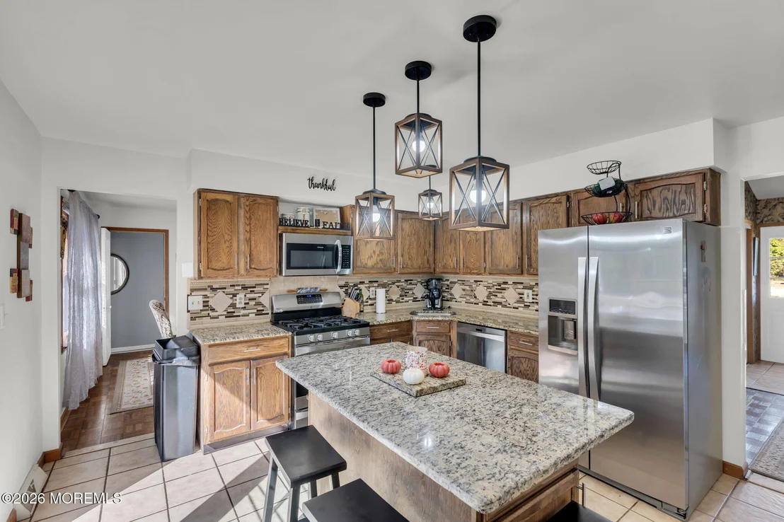 Photo of 303 W Commodore Boulevard