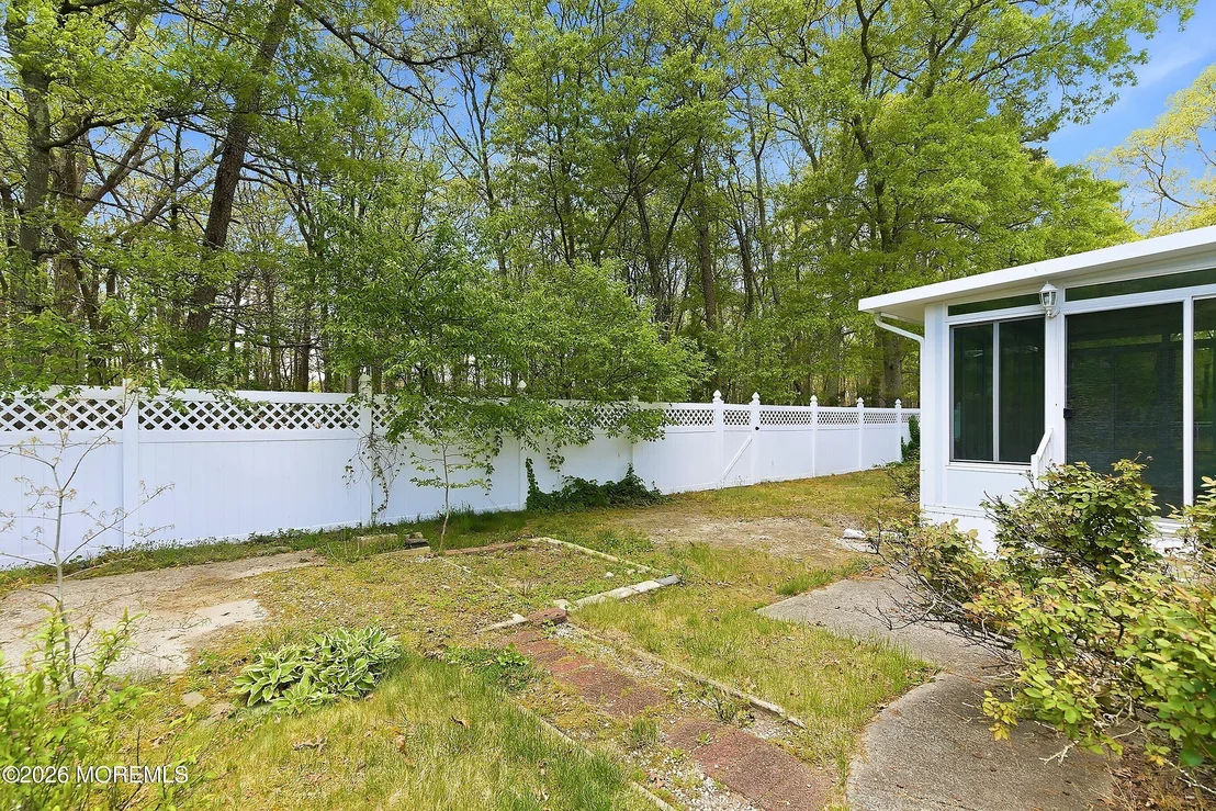 Photo of 203 Sunset Drive