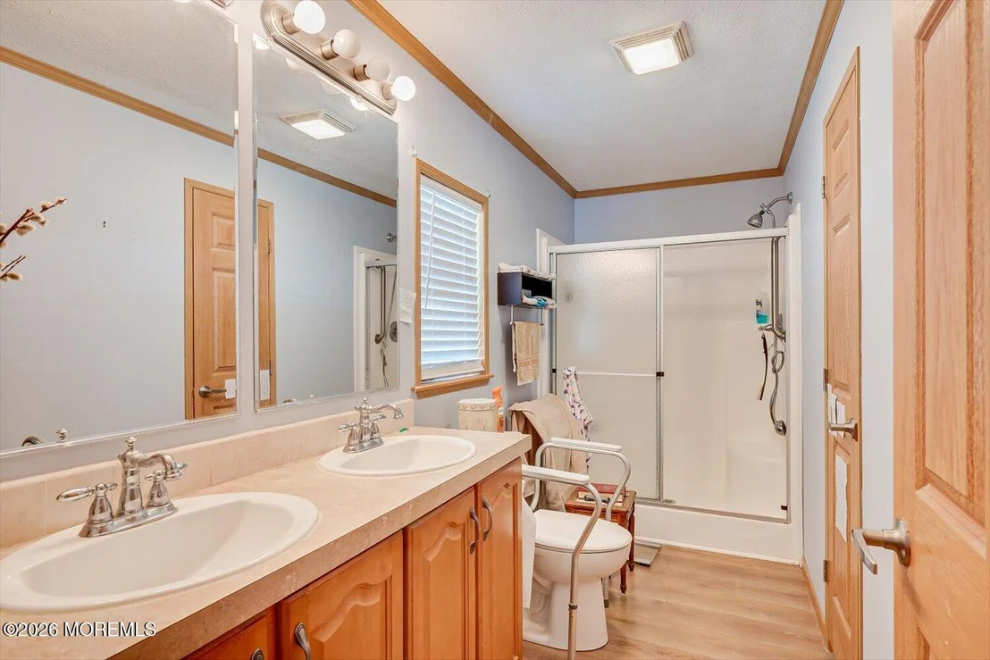 Photo of 22 Easy Street
