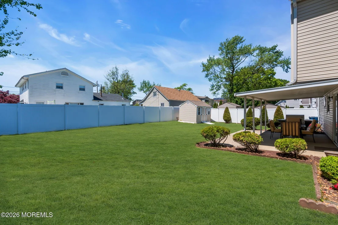 Photo of 52 Cresci Boulevard