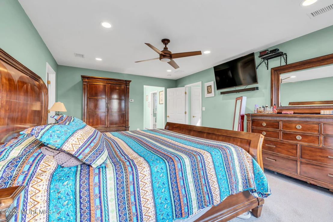 Photo of 475 Admiral Road