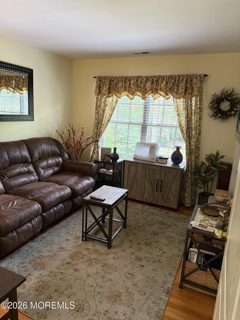 Photo of 35 Lacey Road