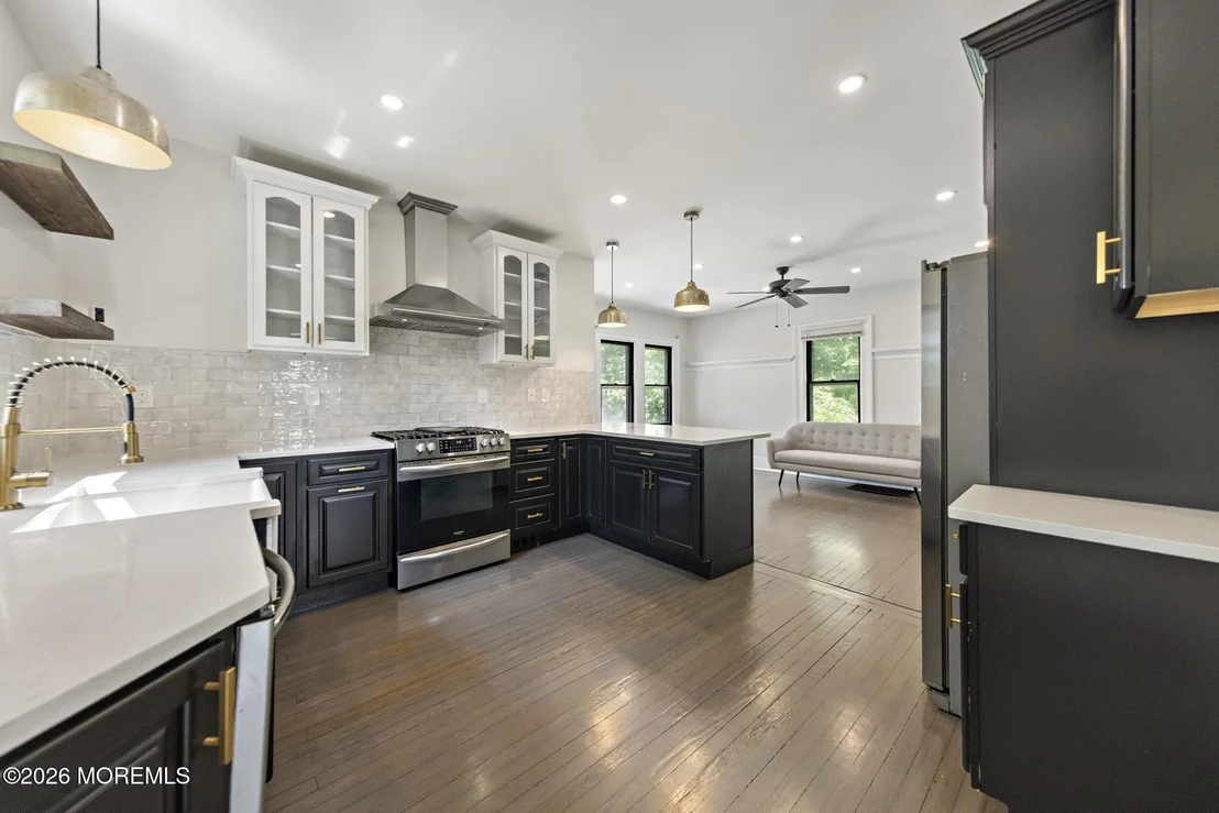 Photo of 659 Mcclellan Street