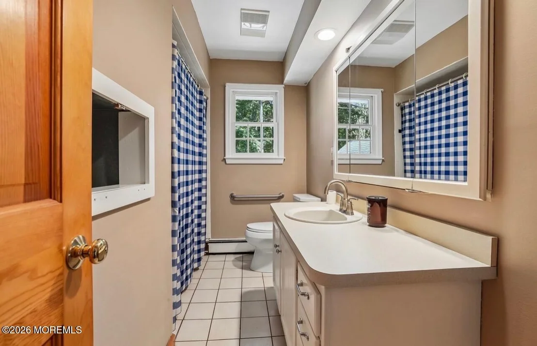 Photo of 275 Ocean Boulevard