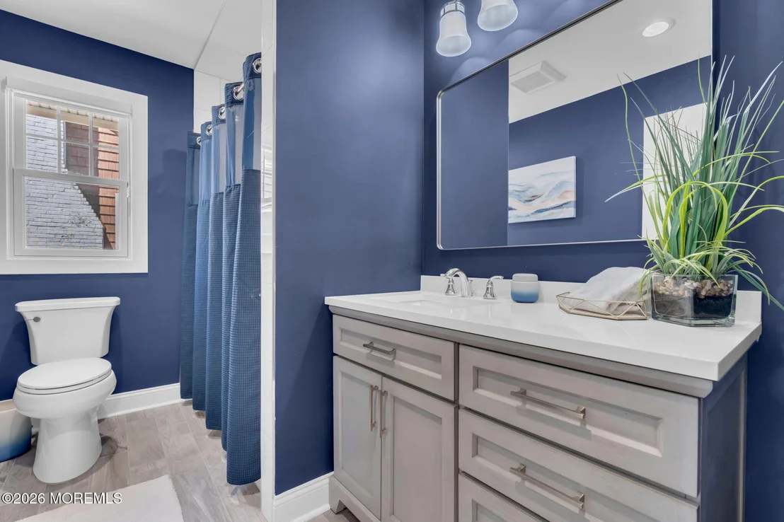 Photo of 304 Parkway