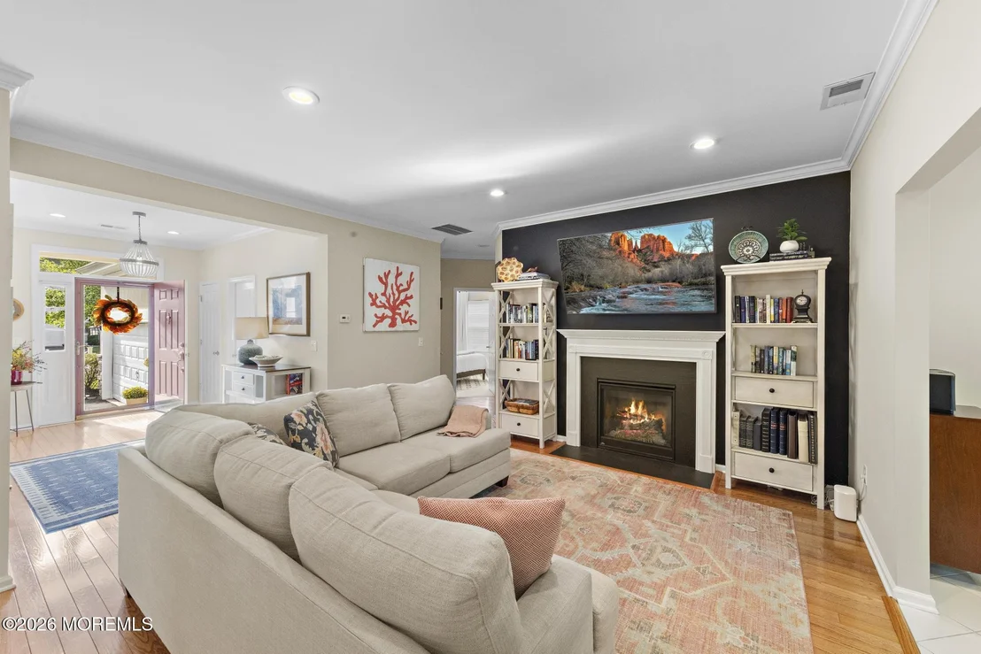 Photo of 80 Golf View Drive