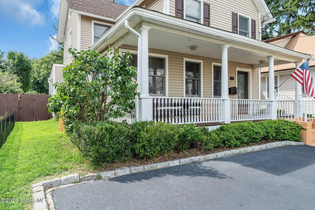 Photo of 74 Atlantic Avenue