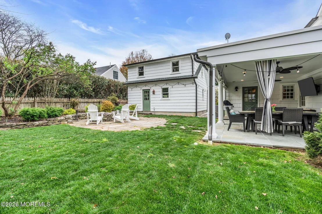 Photo of 9 N Cherry Lane