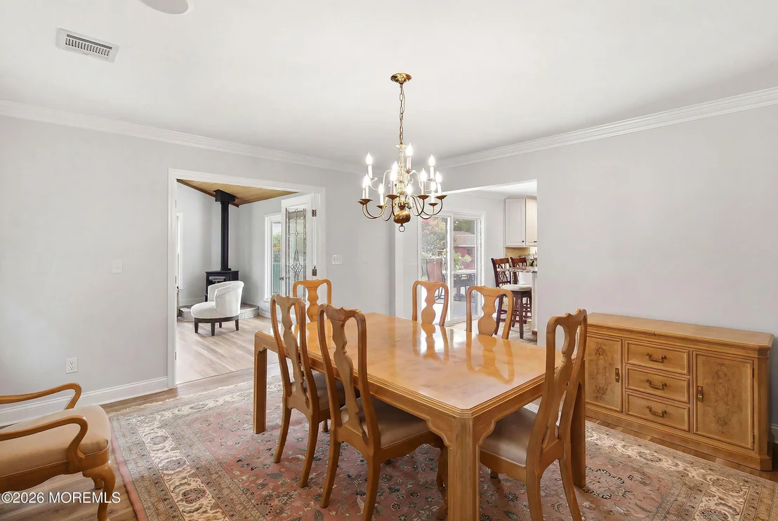 Photo of 406 Laurel Boulevard