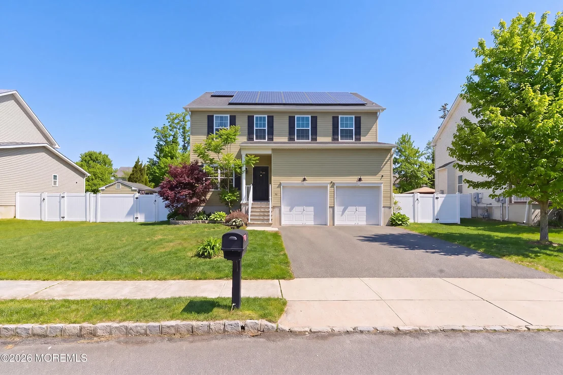 Photo of 44 Bridle Path