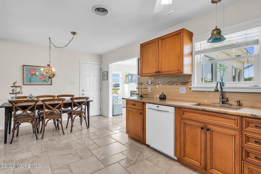 Photo of 39 Parkers Point Boulevard