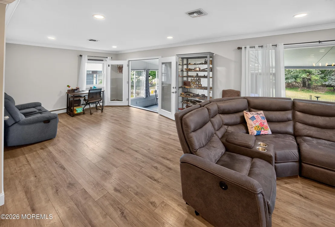 Photo of 101 Freeport Boulevard