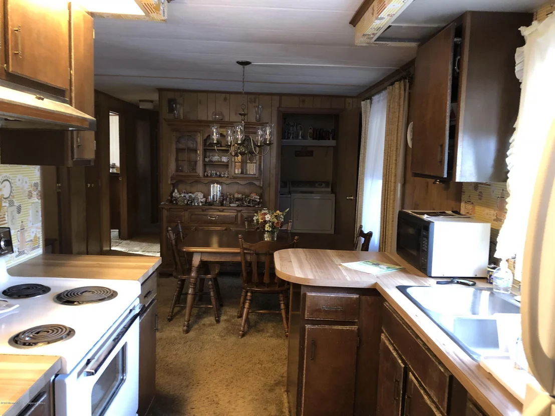 Photo of 646 Dede Drive