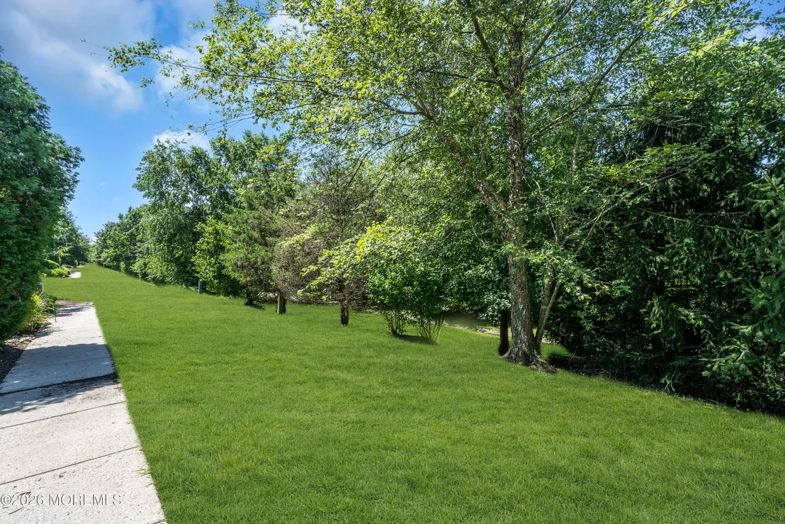 Photo of 357 Brookfield Drive