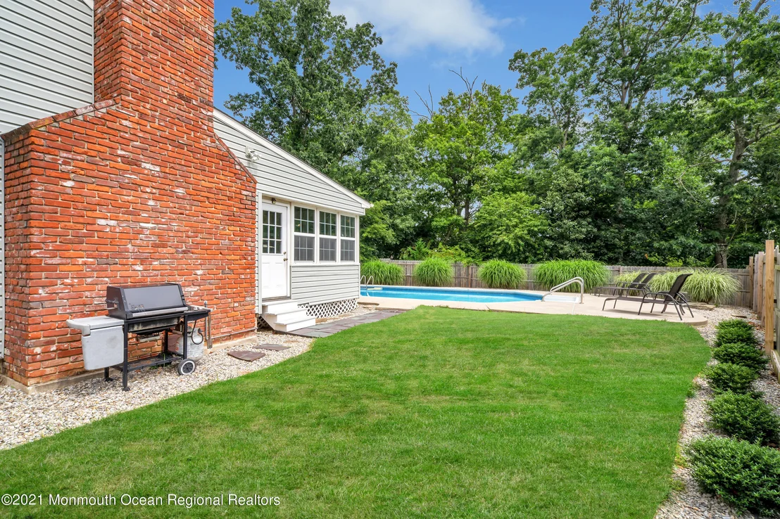 Photo of 213 Doe Road